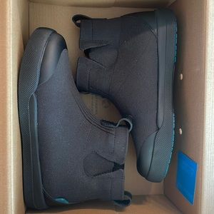 VESSI Kids Weekend Chelsea Sneaker (US Kid 2)